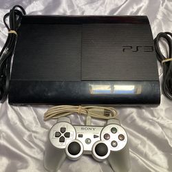 PS3 Super Slim 40+ games installed - 500gb