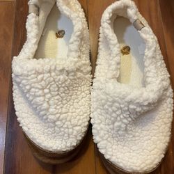 Acorn Slippers
