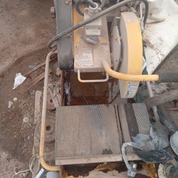 Wet Tile Saw w Stand