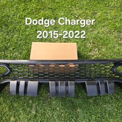 Dodge Charger 2015-2023 Grille