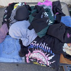 Women Clothing Bundle NEED GONE!!!!