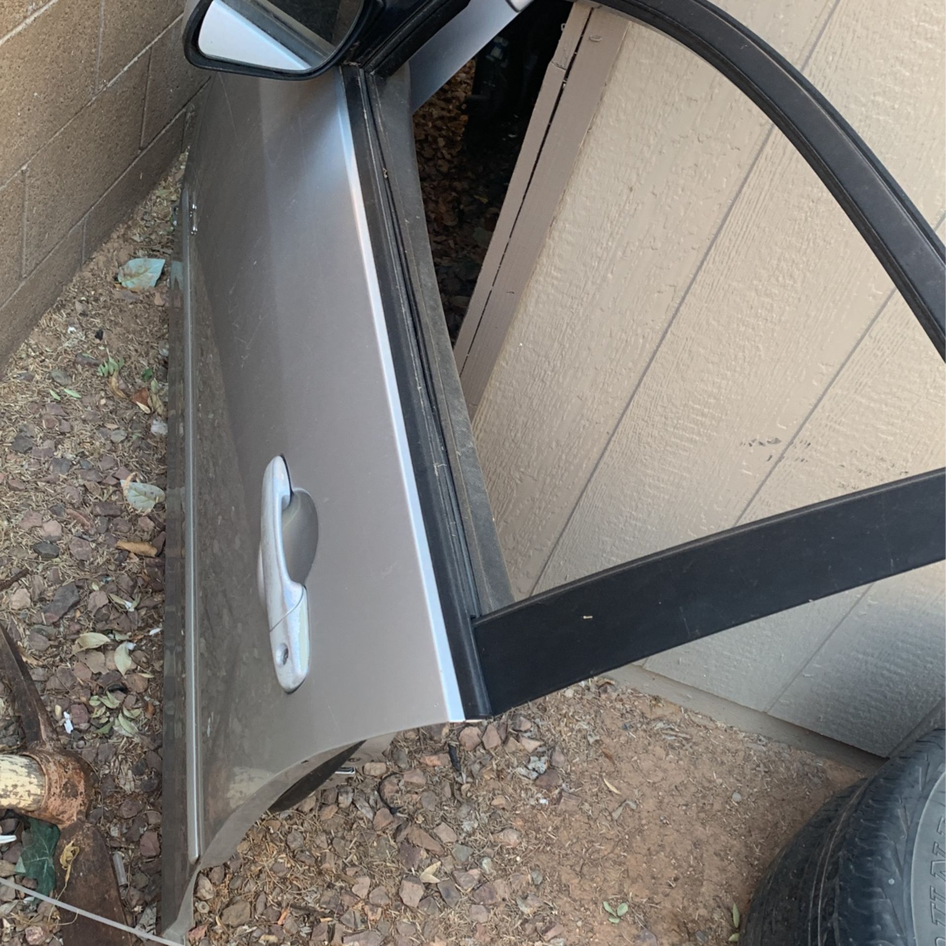 Rear Driver And Passenger Doors For 2004-2006 Mazda3 Hatch Back