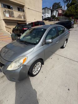 Nissan Versa Sedan Silver Blue