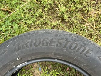 Bridgestone Tire P235/60/R17 (1)