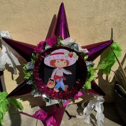 Strawberry Shortcake 3D Star Pinata