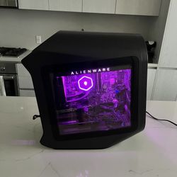 Alienware Aurora R13 • i7‑12700KF • RTX 4070 Super • 32GB DDR5 • 1TB NVMe + 2TB HDD • Liquid Cooled