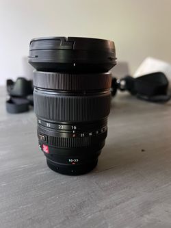 Fujifilm XF 16-55mm f/2.8 m ii lens