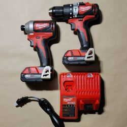 Milwaukee M18 Brushless 1/2 Hammer Drill Kit 