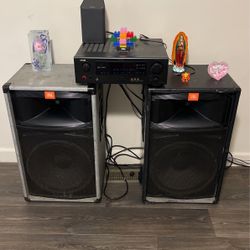 Denon Amplifier With 2 Jbl 15 Inch Speakers..800 Watts Rms