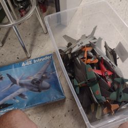 Large Lot Vintage Model Planes Airplane Military 