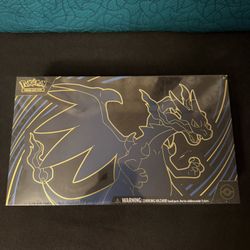 Pokémon Mega Charizard X EX Ultra-Premium Collection