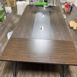 Large Conference Table / Work Table – Excellent Condition
