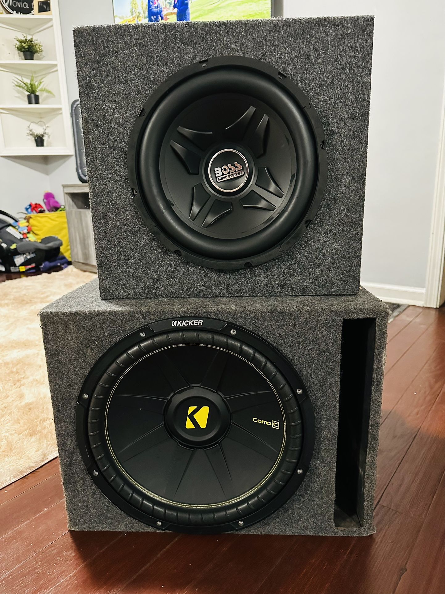 Subwoofer Kicker 15 And Boss 10