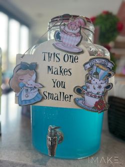 Alice In Wonderland Decor