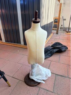 Kids mannequin