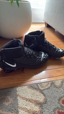 Nike Men's Force Savage Pro 2 Football Cleat /Football cleats adult/Men / size 11