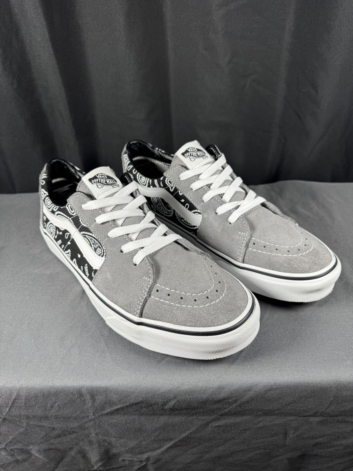 VANS  UTILITY SK8-LOW