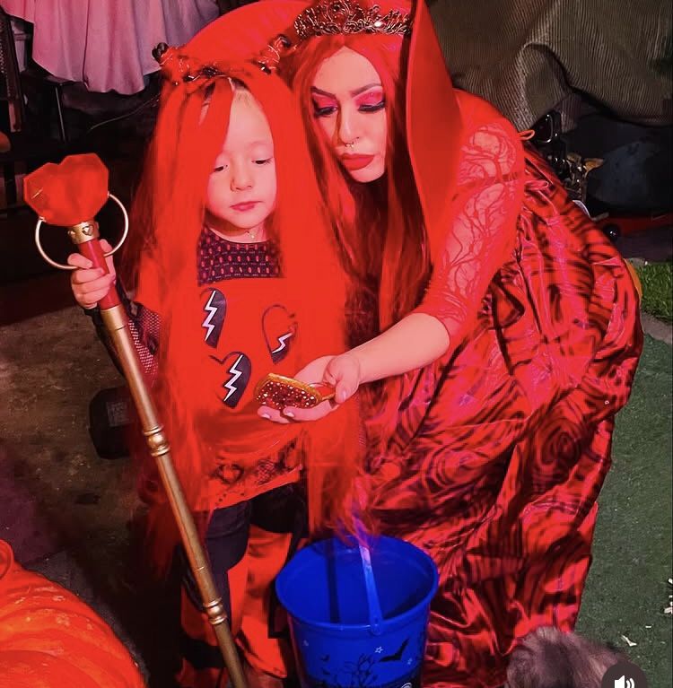 Decendants Rise Of Red Costumes