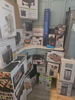 I am selling thii items.