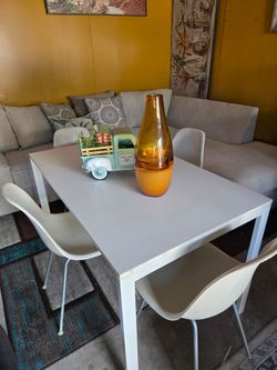 Beautifull Dining ROOMS SET GOOD CONDITION