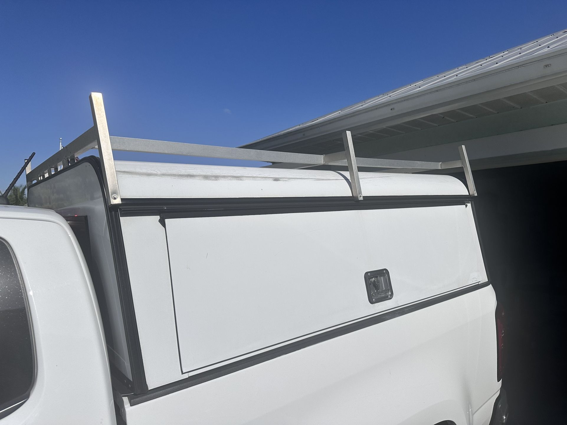 6’2” Utility Bed Topper To Chevrolet Colorado