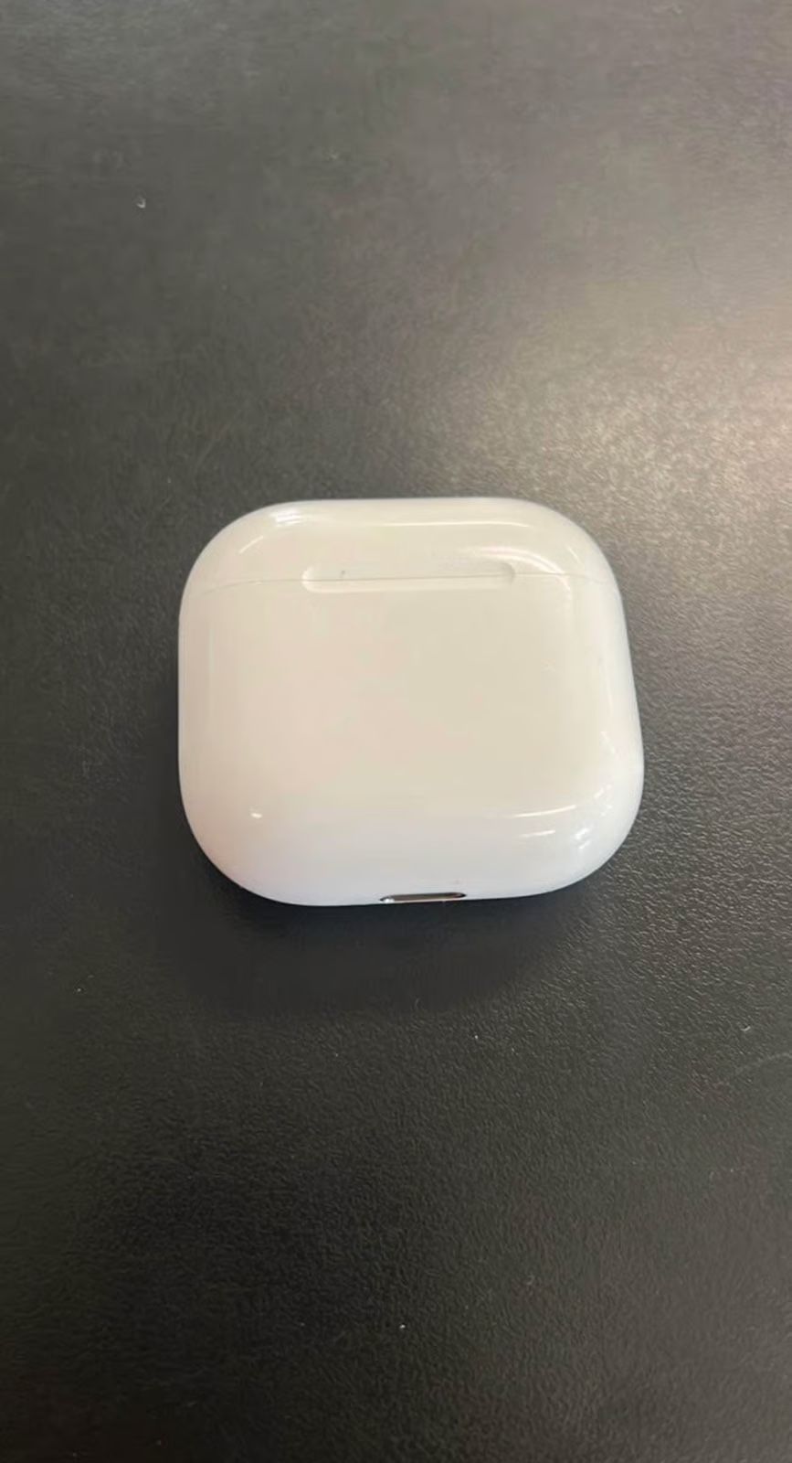 AirPods 4 ANC