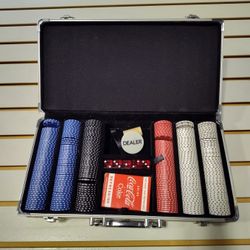 300 PIECE POKER SET IN CASE