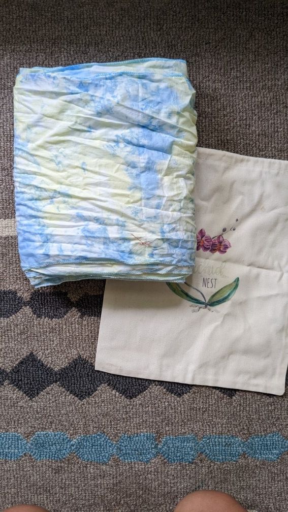 Belly binding postpartum