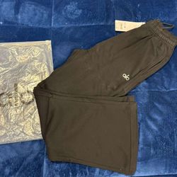 🖤 ALO Relaxed Fit Sweatpants – Black (Uncuffed)
