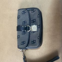 Dooney & Bourke Wristlet 