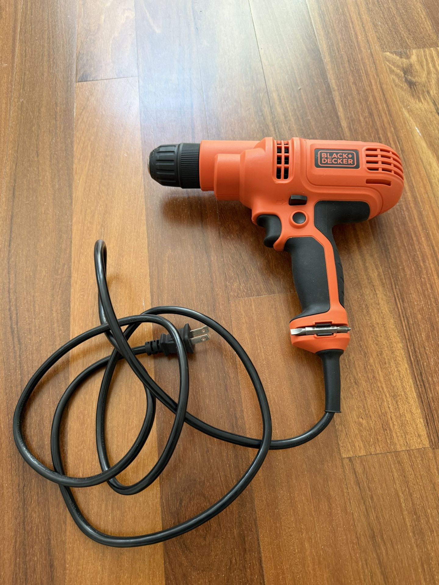 Black + Decker Corded Drill DRC260 (LOCATION: West Loop 60607)