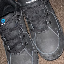 Nautilus Steel Toe Shoes