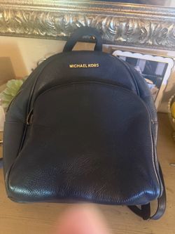 Micheal Kors leather hand bag