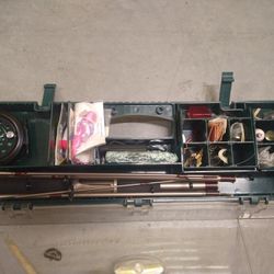 Shakespeare Excursion Fishing Combo Rod and Reel in Case. 