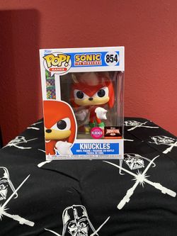 Knuckles (Flocked) Funko Pop