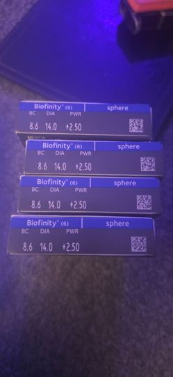 Biofinity Sphere Contact Lenses 4 Boxes of the +2.50 and one total 1 box +2.75