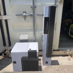 Bose Module 700 And Bose Sound Bar 900 Brand New 
