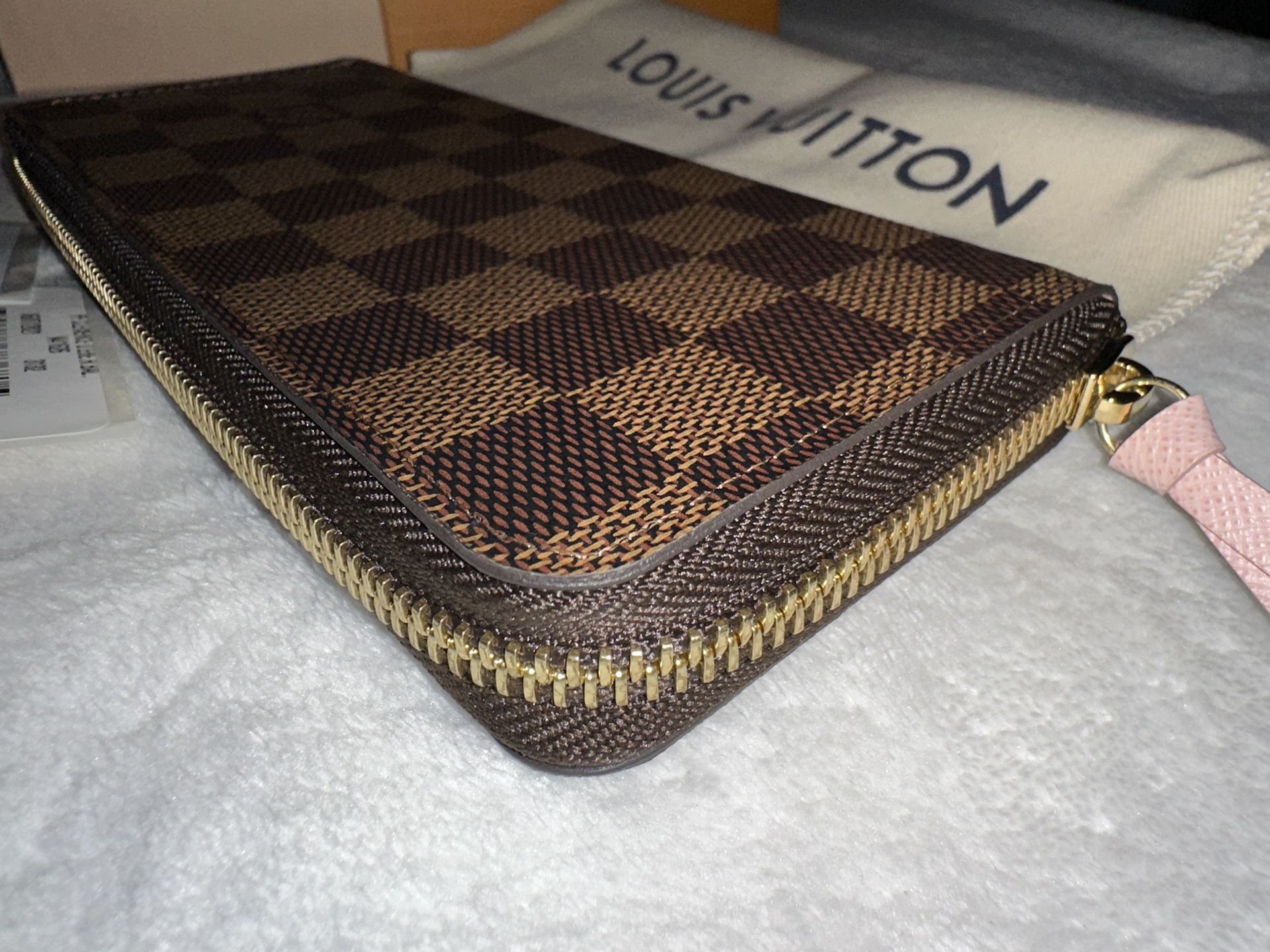 Louis Vuitton Clemence Wallet for Sale in Oakland, CA - OfferUp