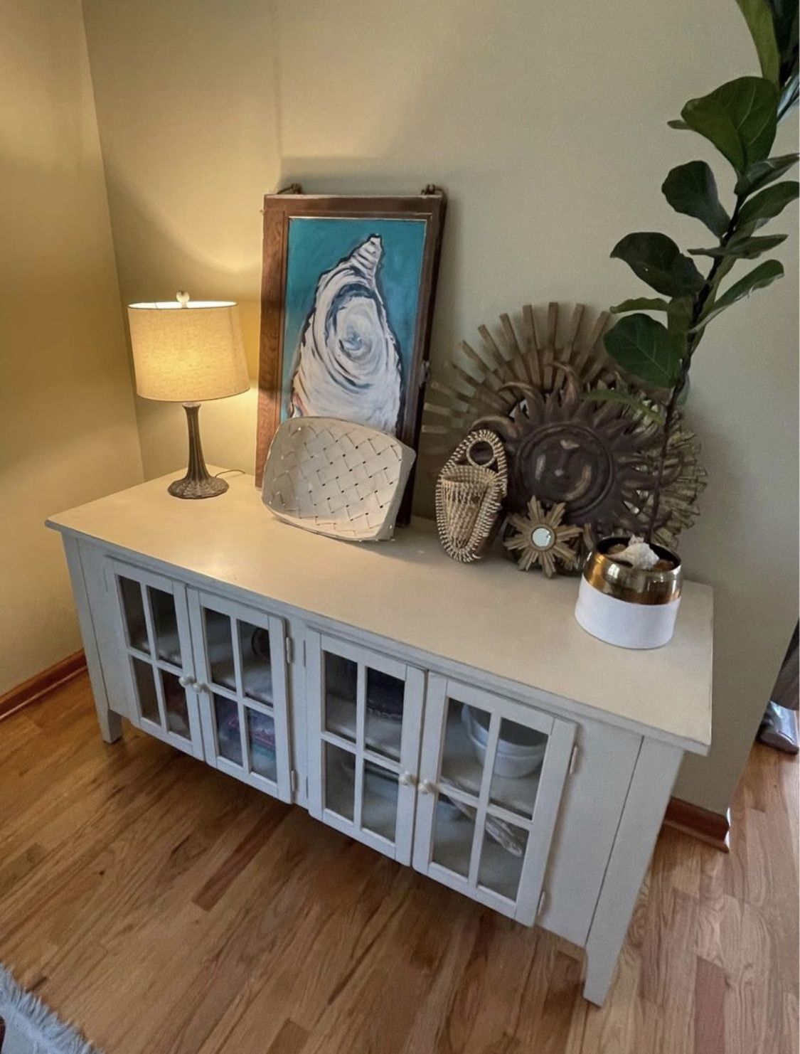 Paula Dean Entertainment Console