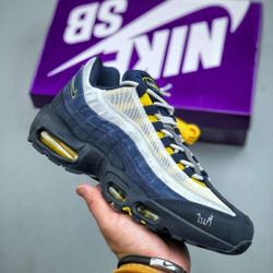 Eric Koston x  SB x NK Air Max 95 Obsidian and Speed Yellow
