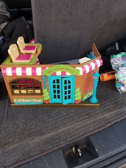 Girls play kitchen restaurant with accessories