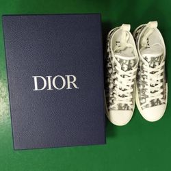 Dior B23