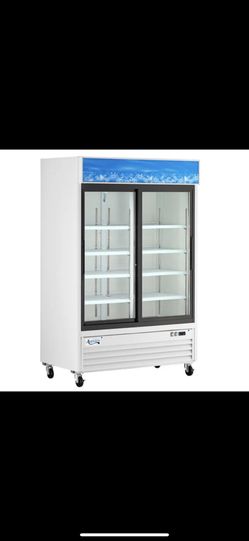 Avantco Merchandiser (2) slid - $1,200 (atwater) 