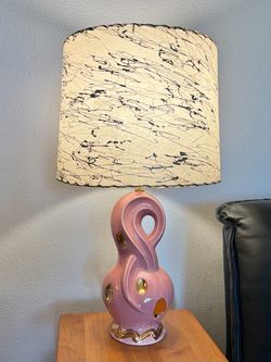 Vintage Pink & Gold Sculptural Ceramic Table Lamps – Matching Pair