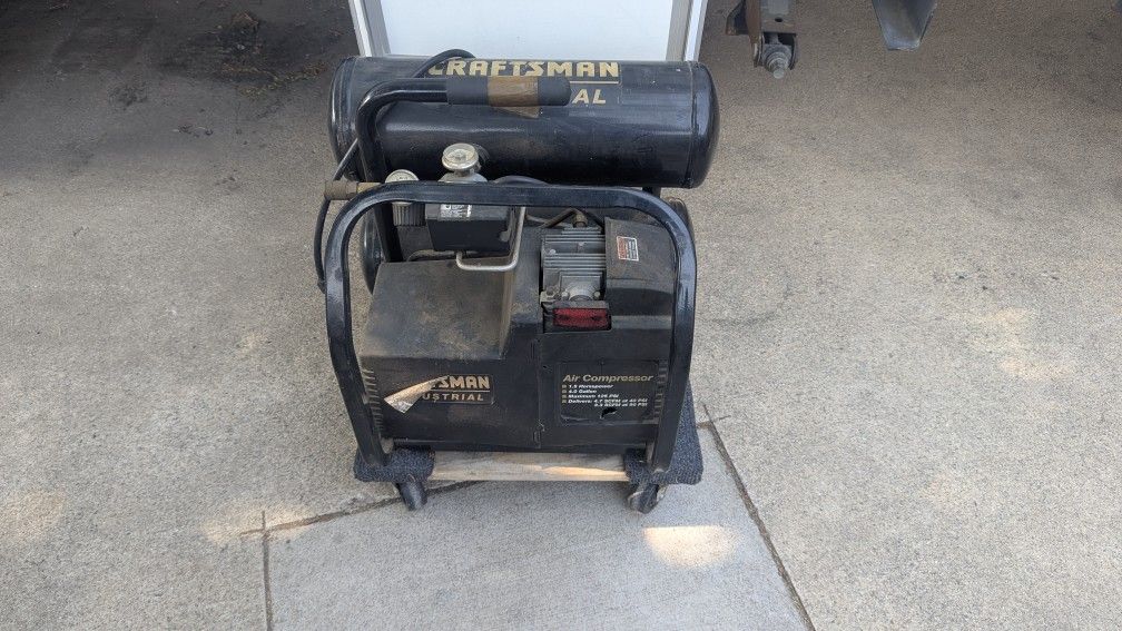 Craftsman Compressor 4 Gal