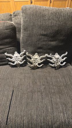 Jewelry hooks