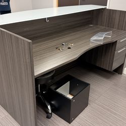 Front desk furniture