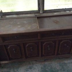 Vintage Mid-Century Magnavox Astro-Sonic Stereo and Record Player Console