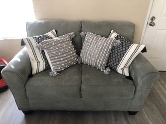 Sofa-Light green