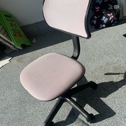 Pink desk chair